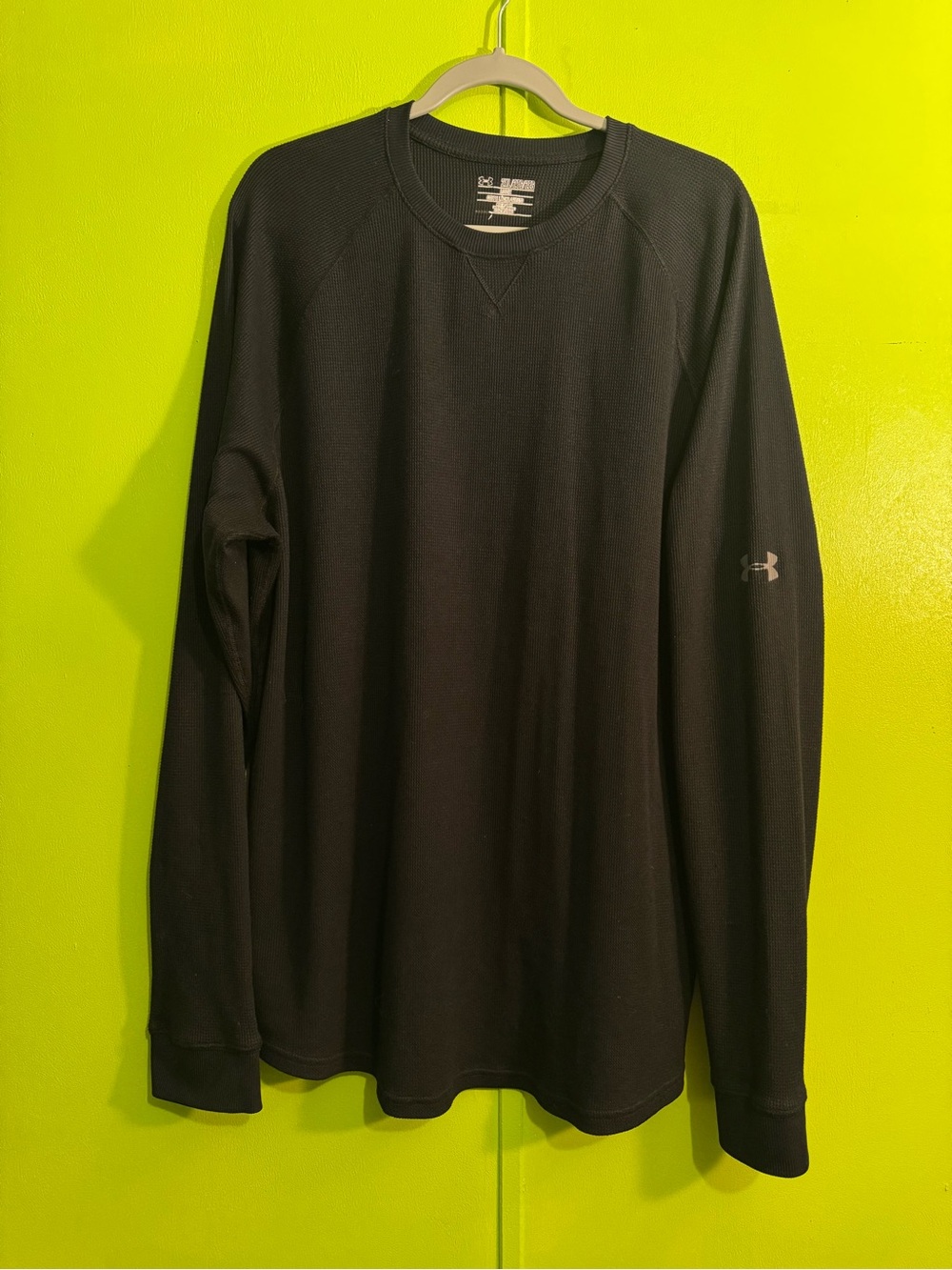 Under Armour Black Long Sleeve Crew Training Shirt
